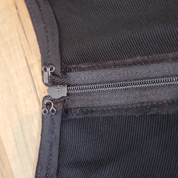 LAFAYETTE 148 New York Black Acetate Viscose Wide Leg Pants - Picture 6 of 15